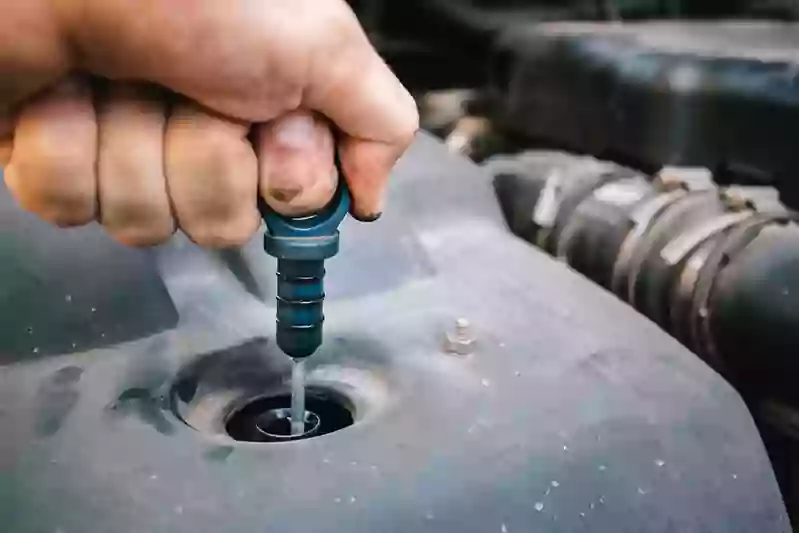आप अपनी कार का इंजन आयल ऐसे करे चेक मैकनिक एडवाइस  | how to check engine oil