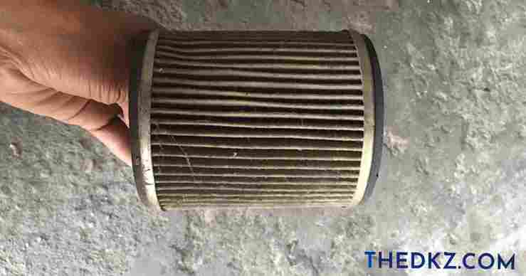 what causes oil to get in air filter